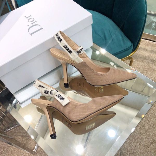 

Дизайнерские тапочки Мода Luxury Designer Женская обувь Luxury Shoes Fashion Luxury Designer Женская обувь 2019 Новые женские сандалии 14