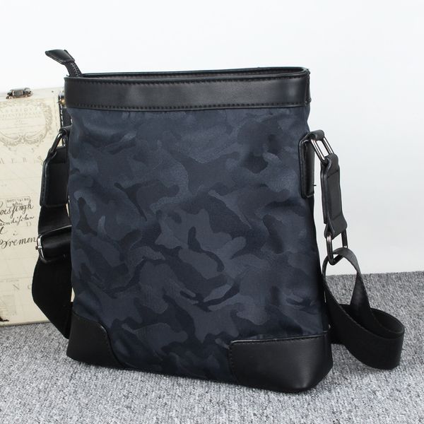 

new arrive 2017 camouflag men bag fashion men messenger bag male vintage crossbody shoulder