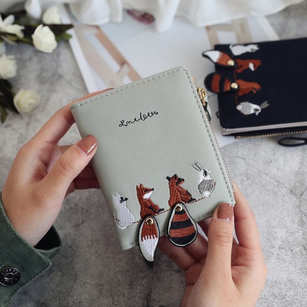 

new female bag 2019 short ladies wallet portefeuille femme leather coin purse embroidered cute small wallet portfel, Red;black