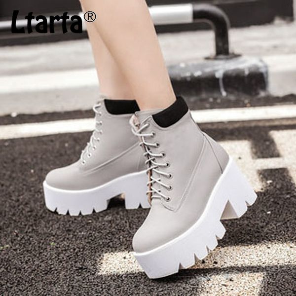 

ltarta 2020 autumn winter fashion color matching lace short shoes waterproof platform wedge high heel female boots jxq, Black