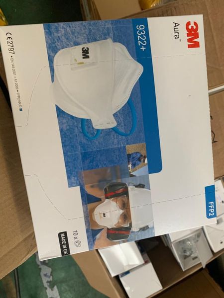 

три маски m ffp2 9322+/8810/9320 с дыхательным клапаном бесплатная доставка в ес