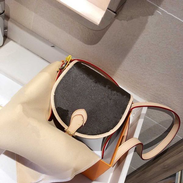 

spring 2020 new women's shoulder bag fashion messenger bag personality saddle bag