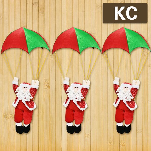 

рождественские украшения детский сад торговый центр украшения окна парашют старый висит парашют кукла украшения