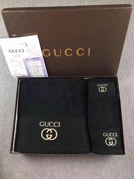 

Luxury bath towel with box de igner embroidered brand quare towel beach towel and bath towel 3 piece et cotton fabric oft comfortable