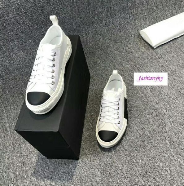 

limited cooperation b23 single m classic as the main vision, in the way of large-area printing on the upper sweethearts shoes size 37 box, Black