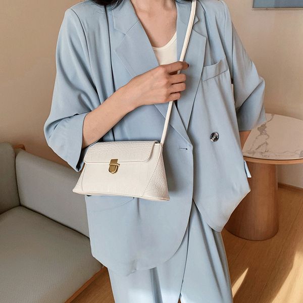 

2020 new shoulder bag women's casual fashion korean version ladies large capacity crossbody bag small