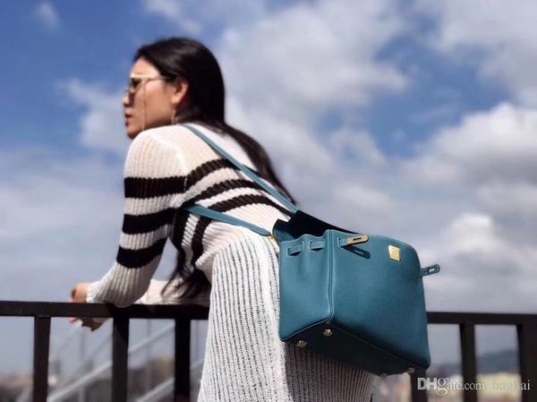 

fashion classics shoulder bagscross bodytoteshandbags brand fashion luxury designer bags famous women cowhide hand bill shoulder slant7i