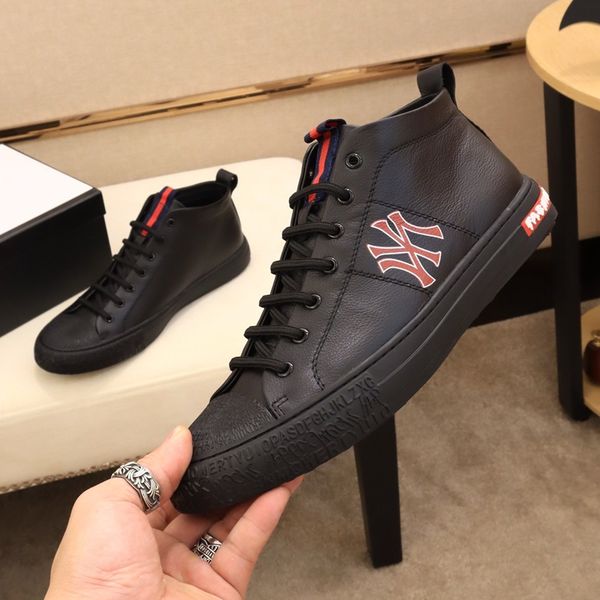 

q10 fashion luxury casual men's shoes outdoor sports running travel men's shoes original box packaging fast delivery, Black
