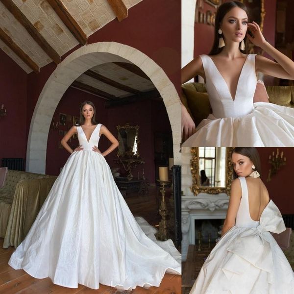 

2020 eva lende bohemian ball gown wedding dresses v neck backless sleeveless sweep train country bridal dress bow plus size wedding gown, White