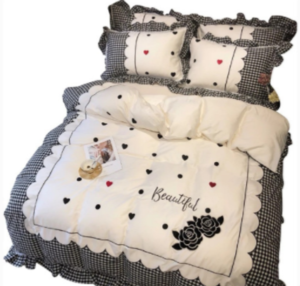 

60 pieces of egyptian long-staple cotton black and white grid washed cotton four-piece embroidery