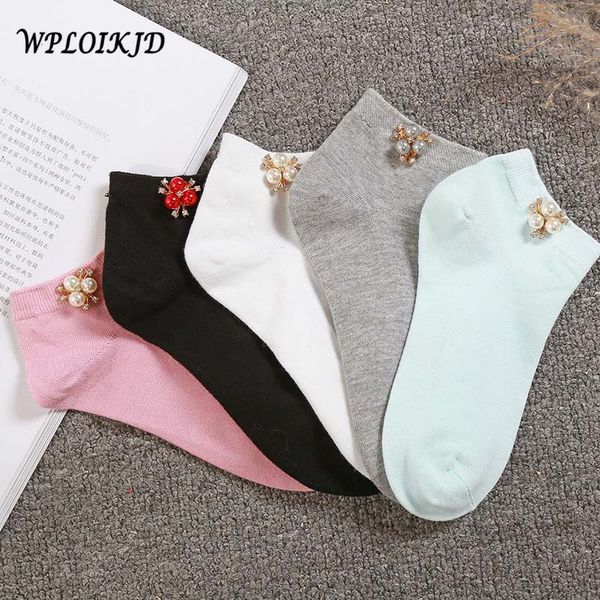 

wploikjd]japan harajuku college style candy color handmade shiny pearl socks princess art socks women fashion calcetines, Black;white