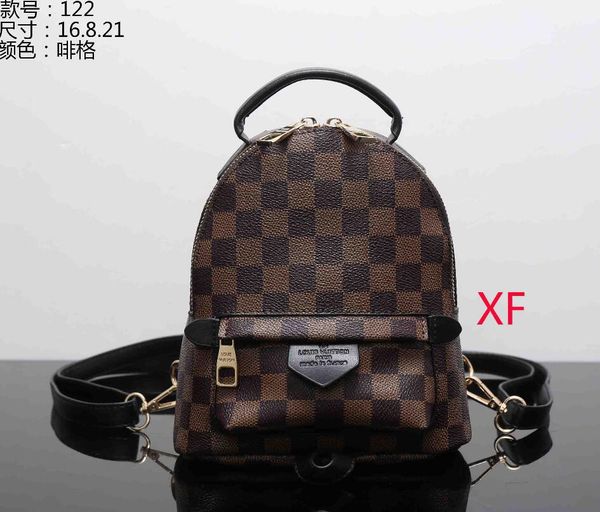 

2020 new louis vuitton lv mini one shoulder backpack retro chic little bag backpack girl