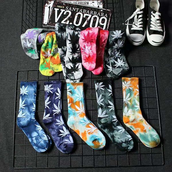 

hip hop street maple leaves socks for men brand designer tie-dyed althletic socks running golf gym socks 10 colors eur 39-45 10pair/lot, Black