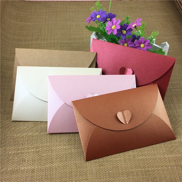 

50pcs/lot multi color simple style blank kraft paper envelope for letters wedding invitation card carry small heart shape seals