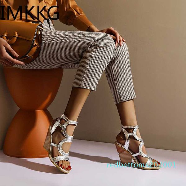 

2020 summer new high-heeled sandals women simple style comfortable breathable sandals women silver buckle shoes r01, Black