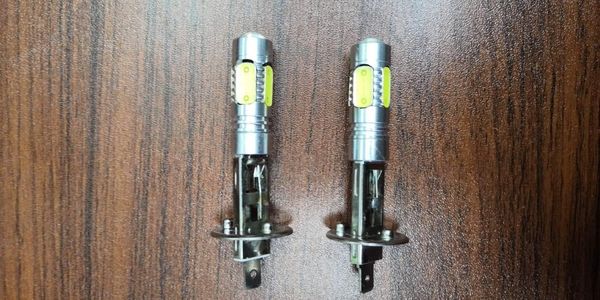 

h1 7,5 вт 900lm 5-светодиодный ice white light полярность автомобильные противотуманные фары / фара задний фонарь 2шт (12 ~ 24в