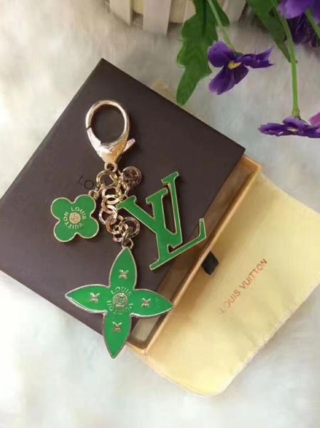 

2019 gift kaleido v bag charm capucines bag charm and key holder m67286 2019 gift key holders charms tapage bag charm key, Silver