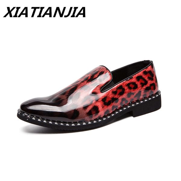 

2019 summer fashion brogue leopard banquet men wedding shoes loafers moccasins leather shoes men dress sneakers chaussure homme, Black