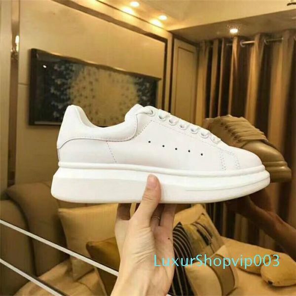 

with box] 2020 men women casual sneakers branded new personality luxury chaussures white leather sneaker walking shoes a65546, Black
