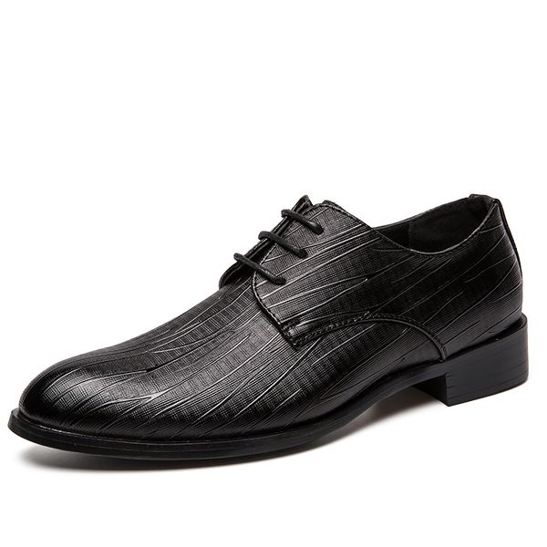 

fashion pointed toe business wedding patent leather oxford shoes men formal dress men loafers slip on dress shoes 2019 new, Black
