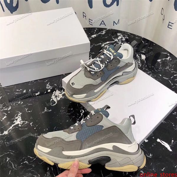 

new triple s 2.0 plus mens womens brand fashion designe luxury trainers sneakers dad shoes women zapatos chaussures