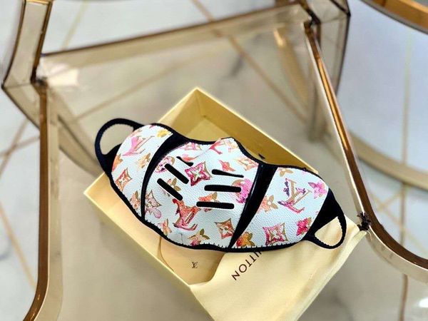 

fashion leather mask lining cotton can clean masks stylish men and women outdoor dust-proof windproof masks are equipped with boxes, Silver