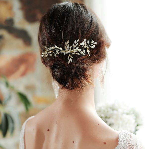 

2019 gold color leaves hand painted wedding crystal peals hair comb handmade bridal hair accessories headpieces clip, Golden;white