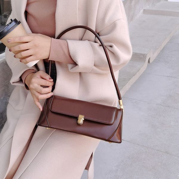 

vintage underarm bag baguette medieval bag niche commuter shoulder handbag women's autumn and winter new style