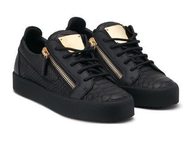 

2018 new men's party fashion leather sneakers couple models leather high-studded shoes casual flat shoes red sole luxury shoes 9721, Black