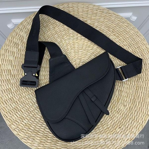 

кожа моды роскошный 2020 saddle bag man мужской фонд одного плеча на груди пакет карман