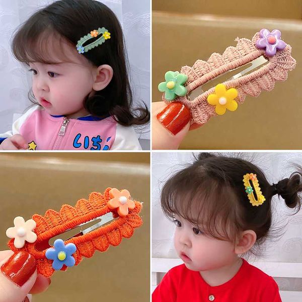 

2020 new girls cute colors knitting hollow flower ornament hair clips children lovely barrettes hairpins kids hair accessories, Slivery;white