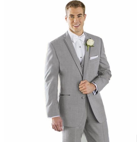 Light Cinza Noivo TuxeDos Notch Groomsmen Mens Vestido de Noiva Excelente Homem Jacket Blazer 3 peças Terno (jaqueta + calça + colete + gravata) 81