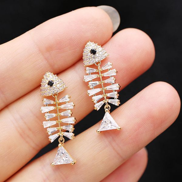 

2020 new korean ear clip 925 silver needle fish bone woman earrings fishbone animal ear studs gifts for girls from fine jewelry, Golden;silver