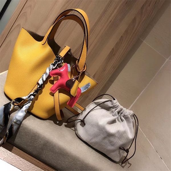 

designer luxury handbag mini bag bucket plain simplicity good quality leather cfy2002292