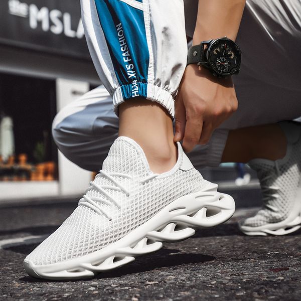 

2019 men sneakers sport running male + shoes white male ultra air mesh breathable zapatillas hombre footwear spor ayakkabi