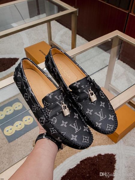 

20wf brands new 2019 black man loafers shoes luxury slip-on moccasins casual man shoes suede leather man's flats shoes madaol