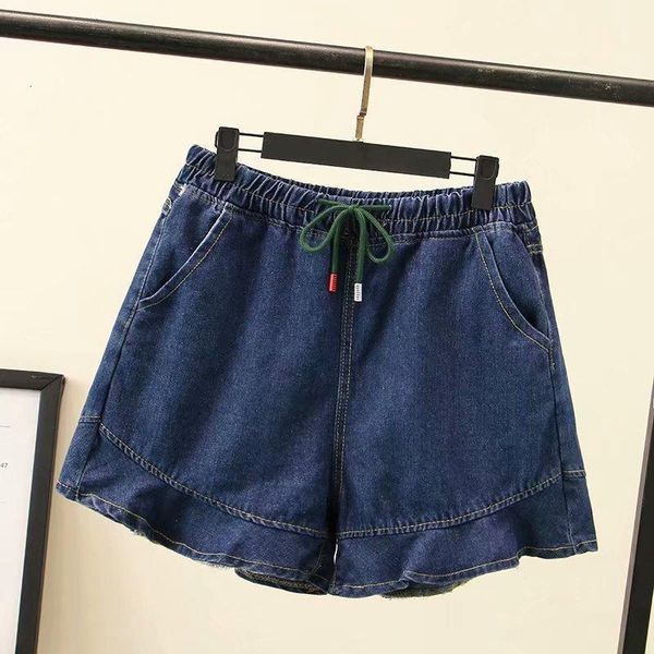 

plus size elastic waist denim shorts female loose thin flare shorts, White;black
