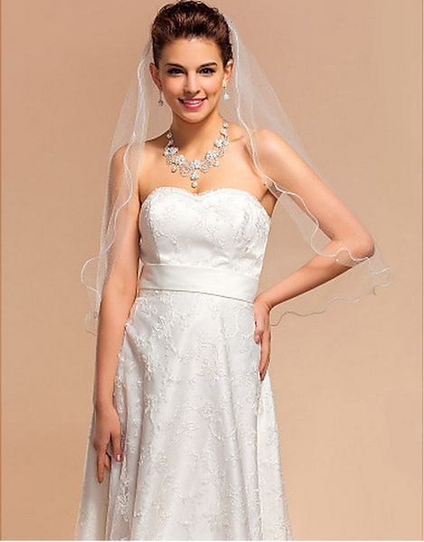 

fashional one-tier scalloped edge waist length white ivory champagne red black purple pink wedding veil meidingqianna brand bridal veil