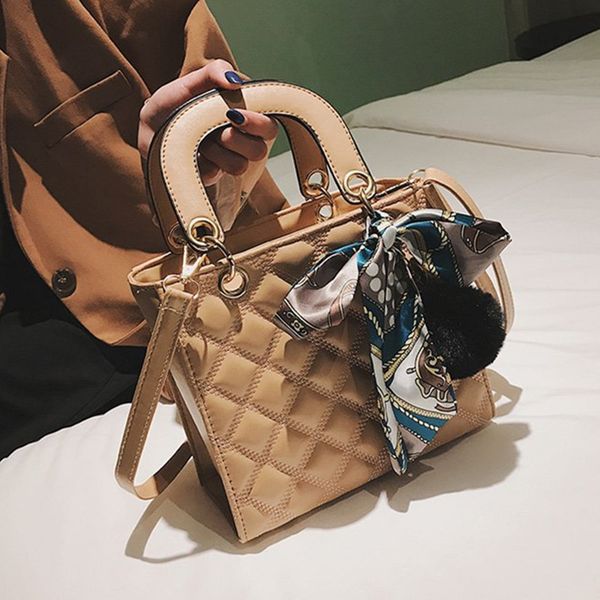 

tide ma'am spiraea handbag single shoulder package all-match hair ball small square package oblique satchel