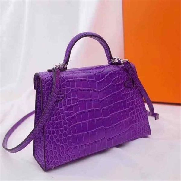 

19 new designer pony horse fashion casual bag luxury high-end ladies trend luggage