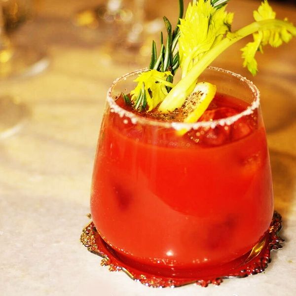 

14 pieces golden silver dessert plates appetizer plates cocktail wedding cake plates for all holidays & occasions