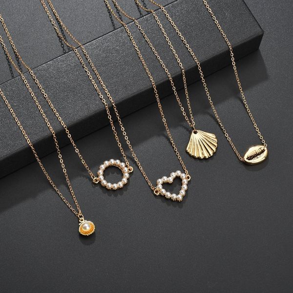 

2020 summer style shell pearl flower pendant multi-layer necklace set women's summer choker, Golden;silver