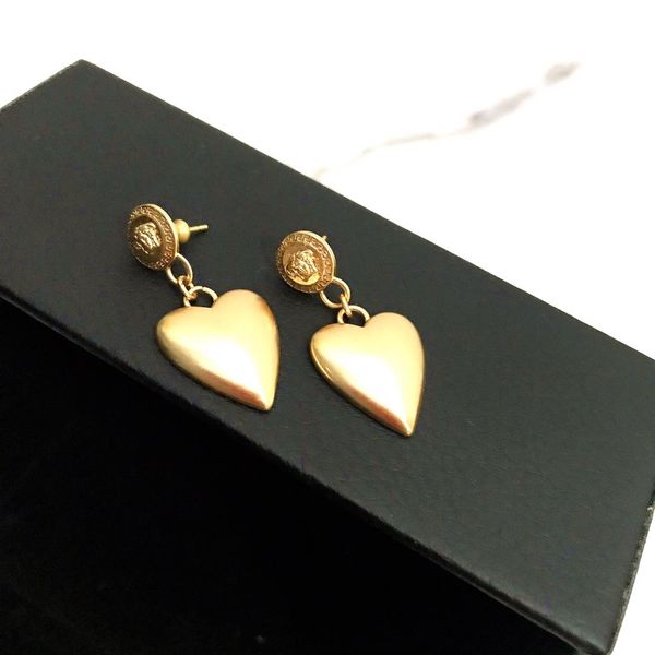 

european and american new beauty avatars love pendant designer earrings luxury designer jewelry women earrings, Golden