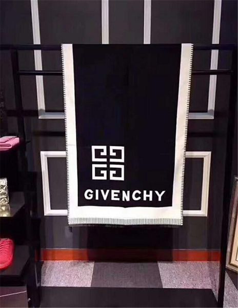 

Cachecóis hm19830923hm