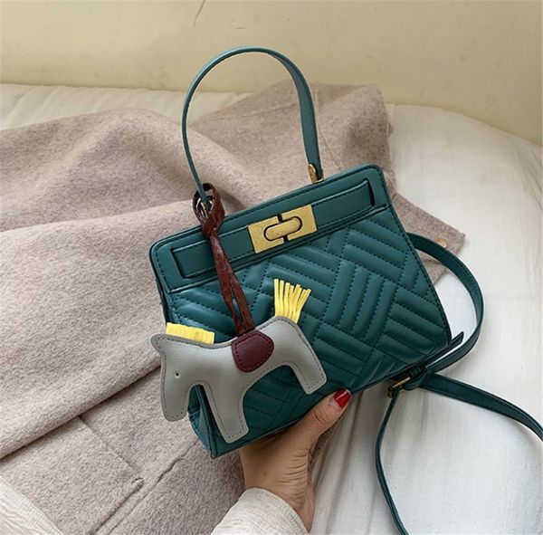 

new 2020 handbag kitten bag plain stylish embroidered rhomb shoulder bag ph-cfy2006014