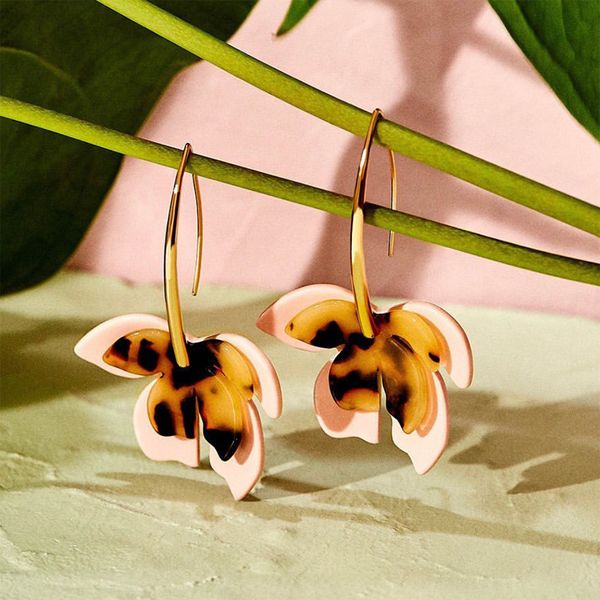 

fashion acrylic flower long hook earrings for women trendy leopard leafs statement dangle drop earrings brincos 2019, Golden