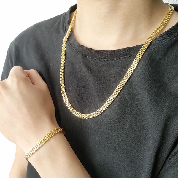 

Bracelet & Necklace touch_love