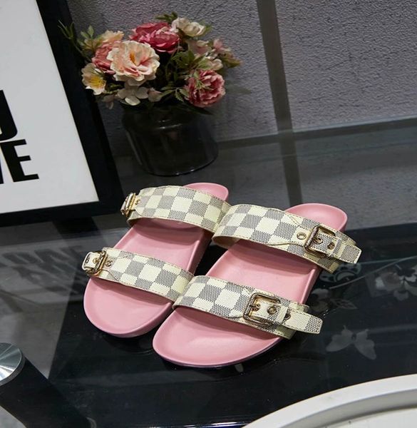 

champion designer shoes slides summer beach indoor flat slippers house fashion cutting-edge flip flops with spike sandal with box size 35-41, Black