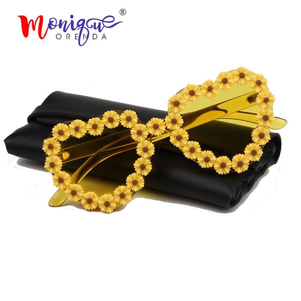 

2019 design women flower sunglasses heart shapes frame summer beach cat eye sun glasses female eyeglasses uv400, White;black