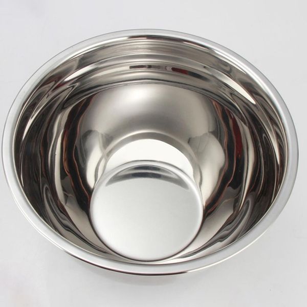 

stainless steel mixing bowl with non-slip silicone base kitchenware